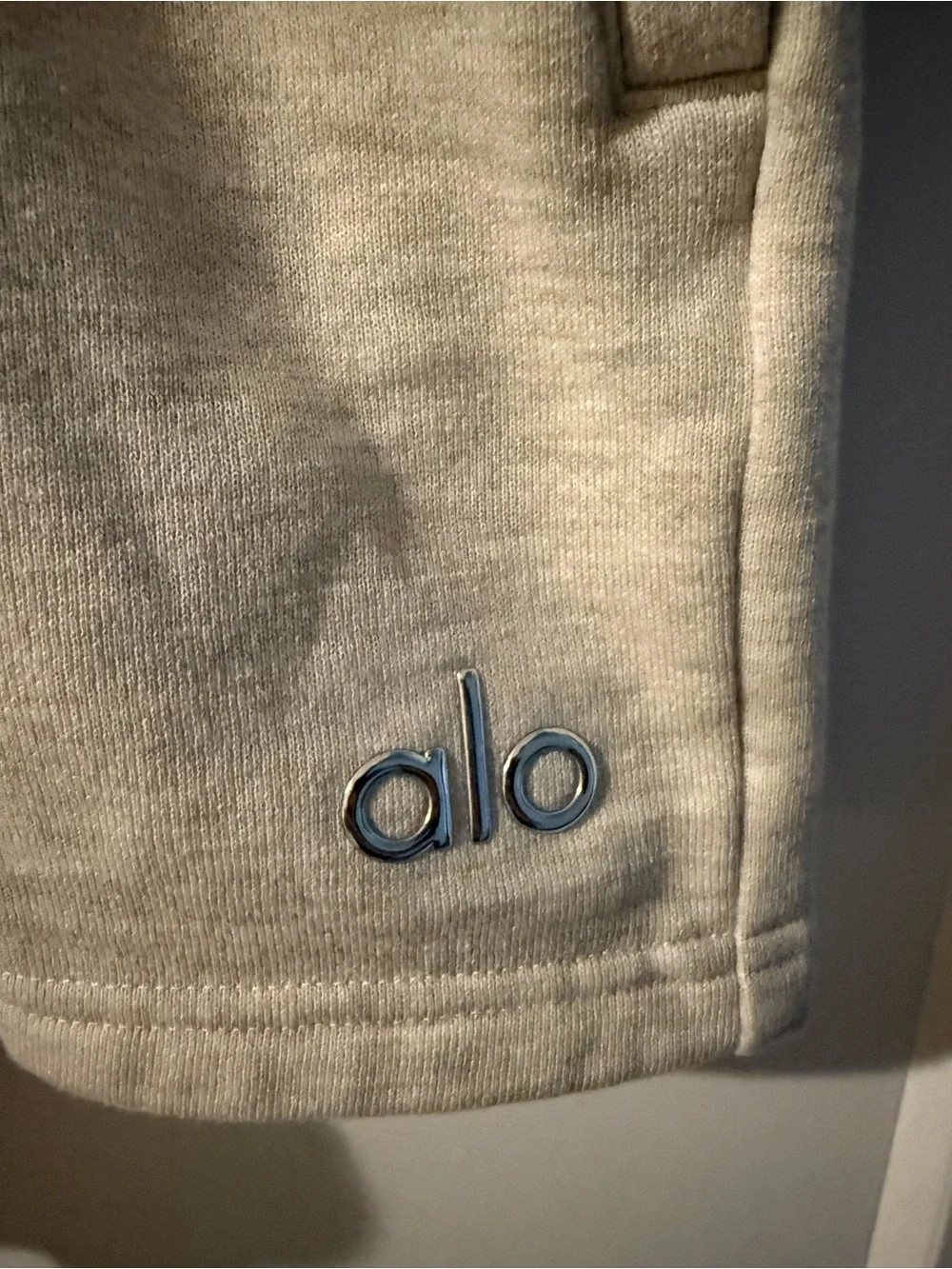 ALO Yoga Heather Oatmeal Drawstring Lounge Shorts